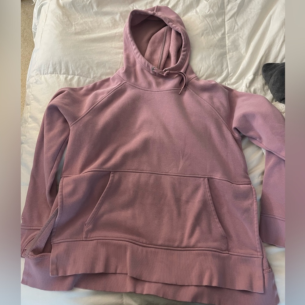 Blush Athleta sweatshirt